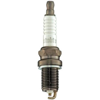 2000 Chevrolet Tracker Spark Plug