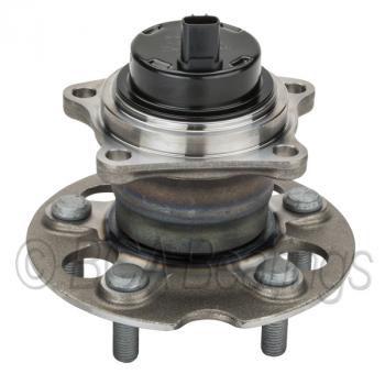 2005 Toyota RAV4 Wheel Bearing and Hub Assembly