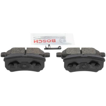 2006 Mitsubishi Outlander Disc Brake Pad Rear Bosch BE1037 image 3 of 4
