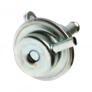 1997 Nissan Tsuru Fuel Injection Pressure Regulator