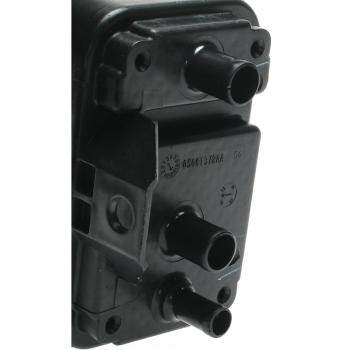 2002 Chrysler PT Cruiser Vapor Canister