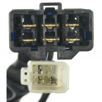 2004 Kia Sedona Ignition Lock and Cylinder Switch BWD CS1156 image 2 of 3