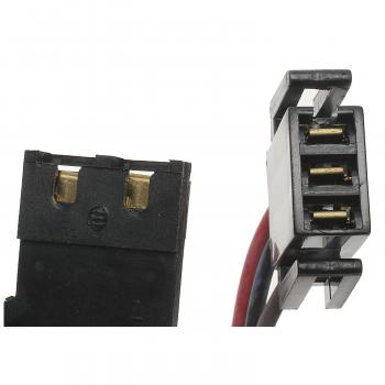 1981 Oldsmobile Toronado Radio Capacitor BWD G200 image 3 of 3