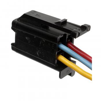 1978 Oldsmobile Cutlass Salon Radio Power Connector