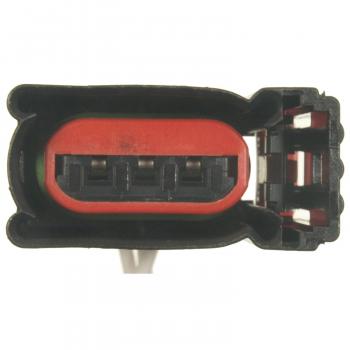 2008 Pontiac Grand Prix Parking and Turn Signal Light Connector BWD PT947 image 1 of 3