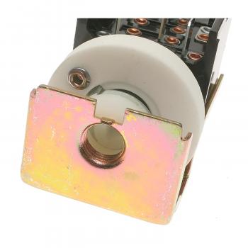 1990 Jeep Wagoneer Headlight Switch BWD S940 image 1 of 4