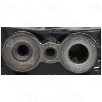 1996 GMC Safari A/C Compressor Four Seasons 57949 image 3 of 4