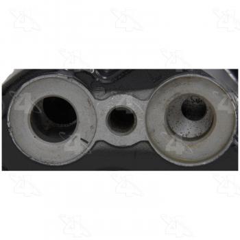 1992 Cadillac Fleetwood A/C Compressor Four Seasons 57963 image 3 of 4