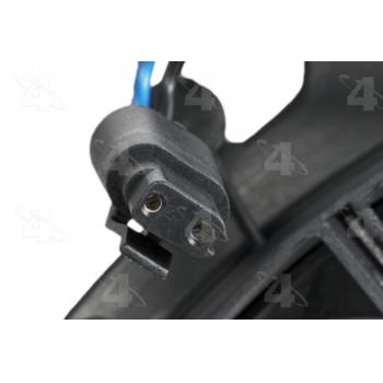 1996 Chrysler LHS Dual Radiator and Condenser Fan Assembly Four Seasons 75207 image 2 of 3