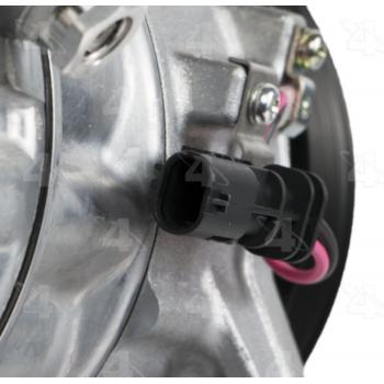 2015 Cadillac SRX A/C Compressor Four Seasons 98586 image 4 of 4