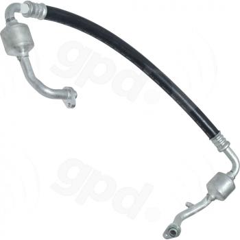 2015 Hyundai Genesis A/C Refrigerant Suction Hose