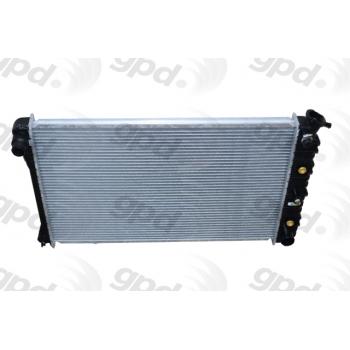 1978 Oldsmobile Cutlass Salon Radiator Global Parts Distributors 570C image 1 of 1