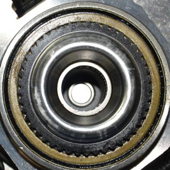 2010 Ford F-150 Wheel Bearing and Hub Assembly Front GSP 126118 image 3 of 4