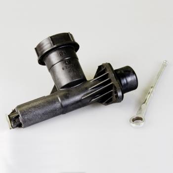 1988 Oldsmobile Firenza Clutch Master Cylinder LuK LMC115 image 2 of 3