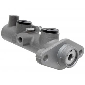 1999 Mitsubishi 3000GT Brake Master Cylinder Raybestos MC39984 image 1 of 3