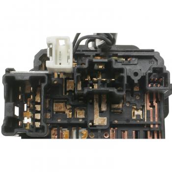 2001 Infiniti I30 Headlight Switch Standard Motor Products CBS1094 image 2 of 3