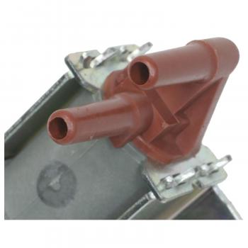 1995 Saturn SW2 Vapor Canister Purge Solenoid Standard Motor Products CP485 image 1 of 3