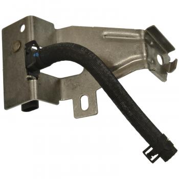 2019 Ford F-550 Super Duty Diesel Particulate Filter (DPF) Pressure Sensor Standard Motor Products DPS111 image 3 of 4