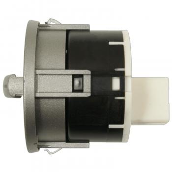 2008 Lincoln Navigator Headlight Switch Standard Motor Products HLS1382 image 3 of 3