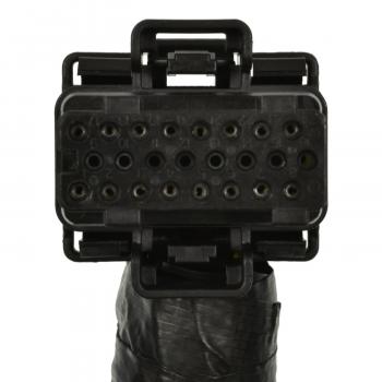 2004 Ford Excursion Fuel Injection Harness Standard Motor Products IFH3 image 3 of 3