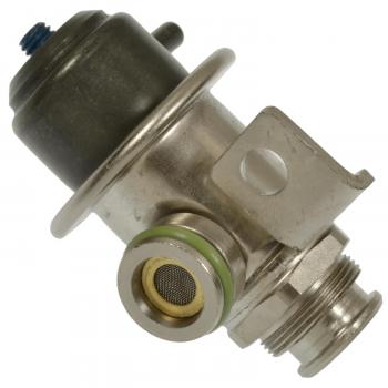 1996 Pontiac Firebird Fuel Injection Pressure Regulator Standard Motor Products PR556 image 1 of 3