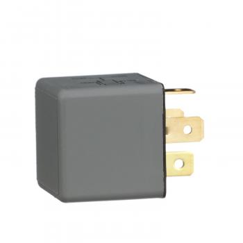 2002 Isuzu Rodeo A/C Compressor Control Relay Standard Motor Products RY961 image 2 of 4