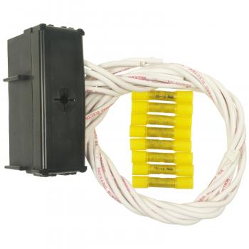 2002 Pontiac Aztek Power Distribution Block Connector Standard Motor Products S1250 image 2 of 3