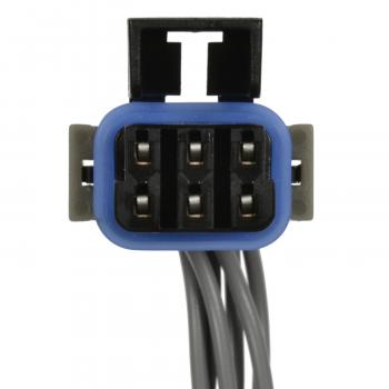 1990 Oldsmobile Delta 88 Suspension Self-Leveling Wiring Harness Connector Standard Motor Products S1647 image 3 of 3