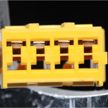 2005 Dodge Sprinter 3500 Vehicle Speed Sensor Standard Motor Products SC528 image 3 of 4