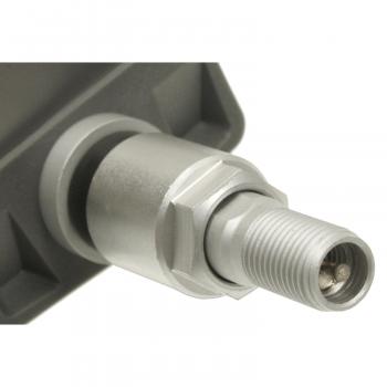 2008 Nissan Xterra Tire Pressure Monitoring System Sensor Standard Motor Products TPM72A image 1 of 3