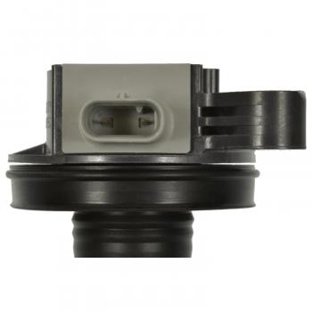 2017 Ford Mustang Ignition Coil Standard Motor Products UF780 image 2 of 3