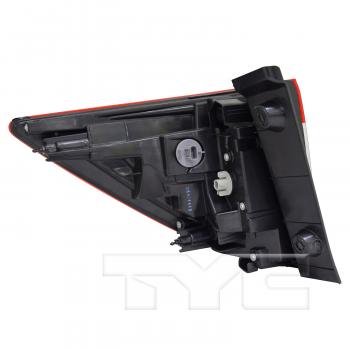 2022 Honda Pilot Tail Light Assembly Right Outer TYC 119075009 image 2 of 4