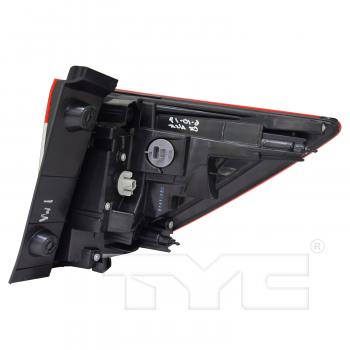 2022 Honda Pilot Tail Light Assembly Left Outer TYC 11907600 image 2 of 4