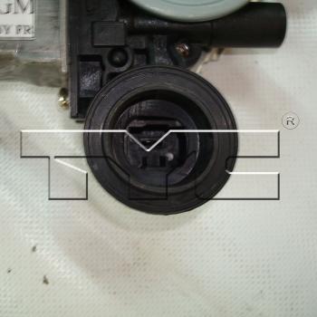 2005 Pontiac Vibe Power Window Motor and Regulator Assembly Front Right TYC 660207 image 3 of 3